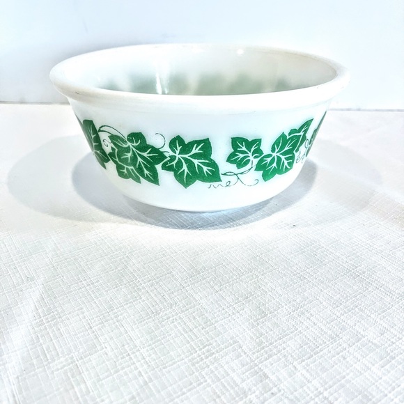 Hazel Atlas Other - Hazel Atlas Vintage Mixing Bowl/ Casserole Baking Dish Ivy 6.5” Milk Glass